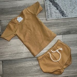 Suri Baby Matching Lounge Set NWOT size 6-12 months